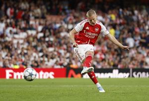 TA：马赛在与阿森纳洽谈津琴科转会，球员薪水是个重要问题